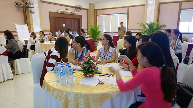 Kỹ năng phục vụ khách hàng chuyên nghiệp - SONY (18 & 19.12.2014)